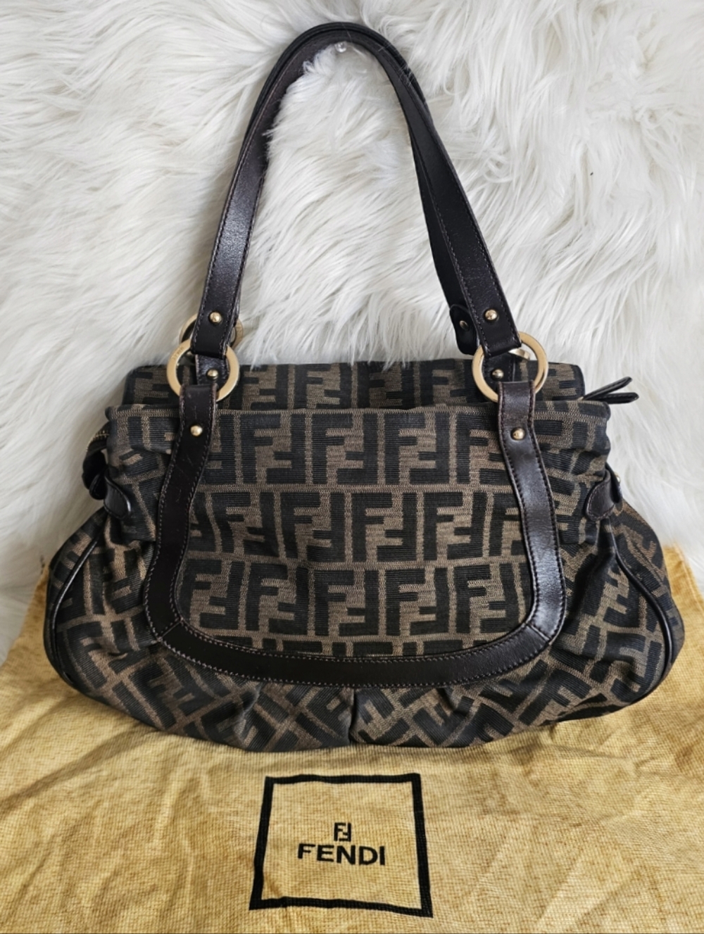🤎 Fendi Zucca Tote - Picture 2 of 10